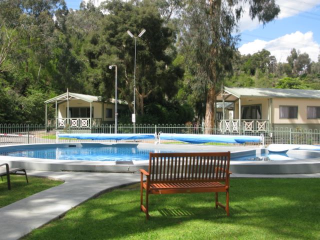 Crystal Brook Tourist Park - Doncaster East Melbourne: Swimming pool