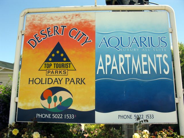 Desert City Tourist and Holiday Park - Mildura: Desert City Holiday Park welcome sign