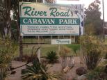 River Road Caravan Park - Mildura: Rundown Main sign