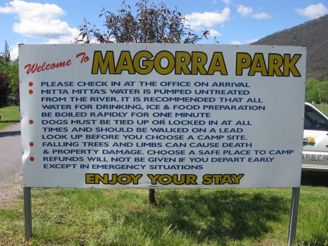 Magorra Caravan Park - Mitta Mitta: Welcome to Magorra Park welcome sign