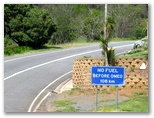 Magorra Caravan Park - Mitta Mitta: If you are travelling on to Omeo it is essential to check your fuel supply before leaving Mitta Mitta.