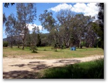 Magorra Caravan Park - Mitta Mitta: Area for tents and camping