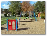 Maiden's Inn Holiday Park - Moama: Playground for children