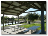 Mortlake Caravan Park - Mortlake: Sheltered BBQ with views of river and jetty