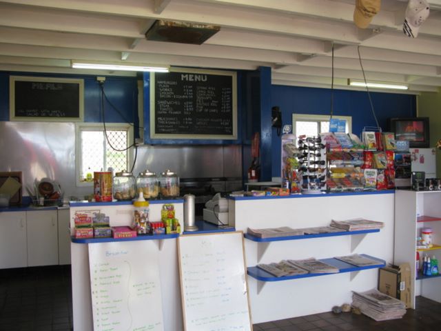 Post Office Caravan Park - Mullaley: Interior of restaurant