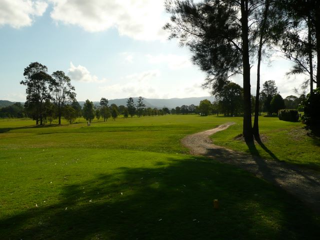 Mullumbimby Golf Course - Mullumbimby: Fairway view on Hole 16