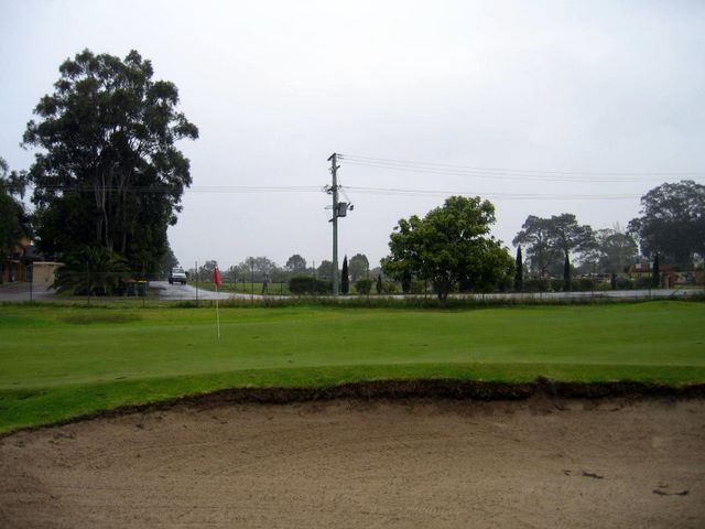 Muree Golf Club - Raymond Terrace: Green on Hole 8