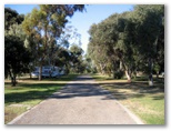 Murray Bridge Resort Caravan Park and Marina - Murray Bridge: Good paved roads throughout the park