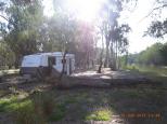 Passage Camp - Murray River Reserve: Limited van sites,maybe 4 or 5 at a pinch,nice spot though and plenty of firewood.Self contained vans best.quiet bend in the river,Murray Cod on offer for those with the nous or luck