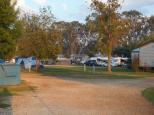 Nagambie Lakes Leisure Park - Nagambie: All weather gravel roads around powered sites.