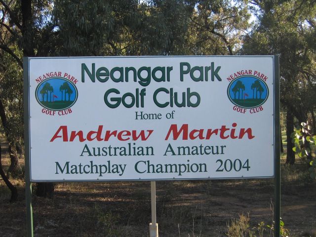 Neangar Park Golf Course - Bendigo: Neangar Park Golf Club welcome sign