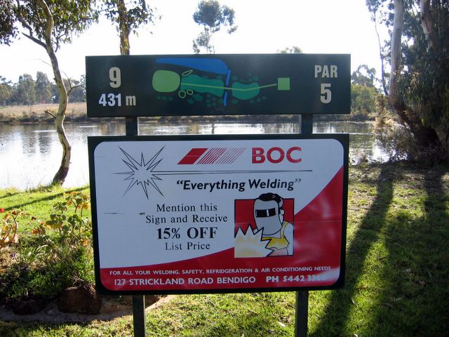 Neangar Park Golf Course - Bendigo: Neangar Park Golf Course Hole 9: Par 5, 431 metres