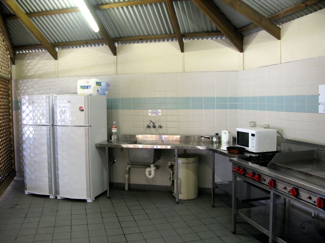 Stockton Beach Tourist Park - Stockton Newcastle: Interior of camp kitchen