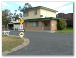 Nhill Caravan Park - Nhill: Reception and office