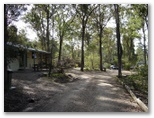 Lakes Bushland Caravan Park - Nicholson: Gravel roads throughout the park