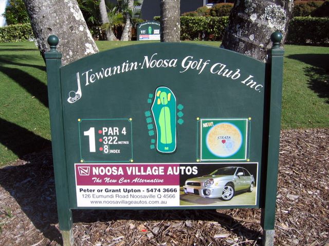 Tewantin Noosa Golf Course - Tewantin: Layout of Hole 1, Par 4 - 322 meters