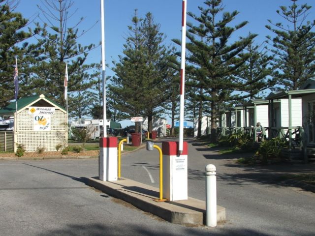 Jetty Caravan Park Normanville - Normanville: Park entrance with security gates