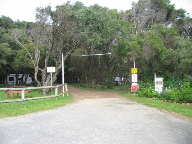 Parry Beach Camp Area - Parryville: Entrance to the campground