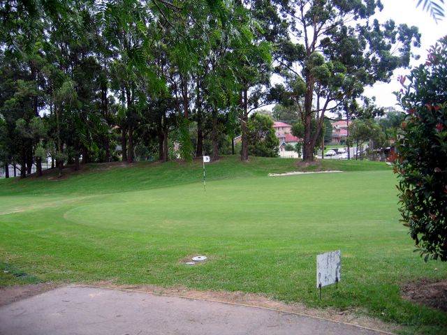 North Ryde Golf Course - North Ryde Sydney: Green on Hole 7
