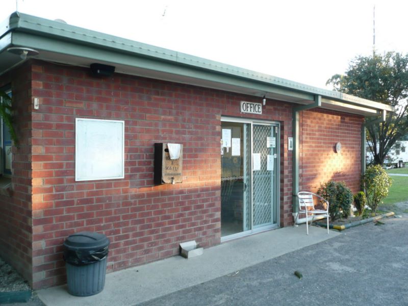 The Willows - Nowra: Reception and office