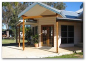 Cessnock Wine Country Caravan Park - Nulkaba: Cottage accommodation, ideal for families, couples and singles 