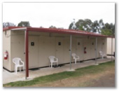 Oakridge Motel and Caravan Park - Oakey: Motel style accommodation