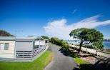 Riverview Family Caravan Park - Ocean Grove: New modern cottages with water views