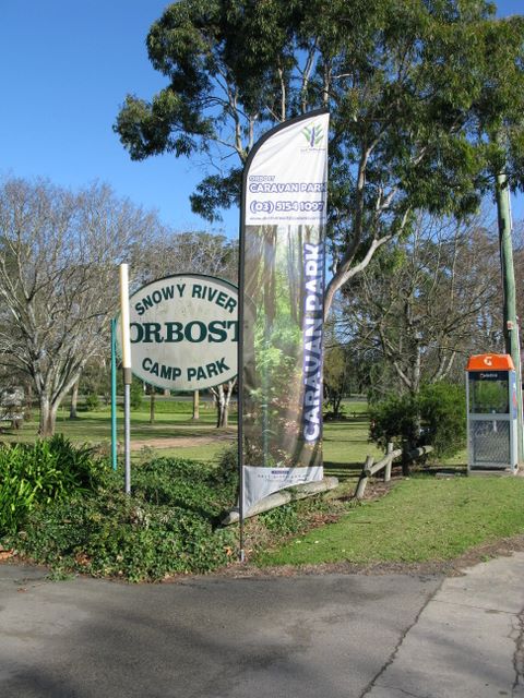 Snowy River Orbost Camp Park - Orbost: Snowy River Orbost Camp Park welcome sign