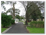 Boomerang Caravan Park - Cowes Phillip Island: Good paved roads throughout the park