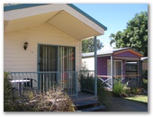 Sun Lodge Oceanfront Tourist Park - Point Vernon: Cottage accommodation, ideal for families, couples and singles
