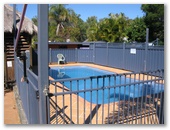 Sun Lodge Oceanfront Tourist Park - Point Vernon: Swimming pool