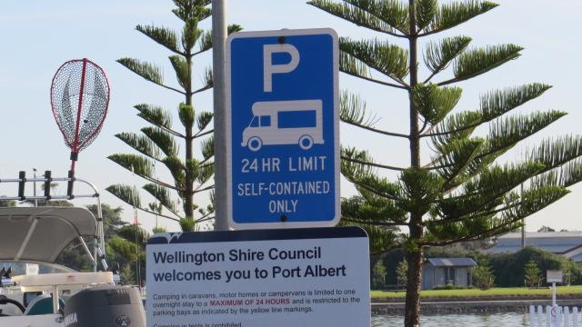 Port Albert Parking Area - Port Albert: Signage.