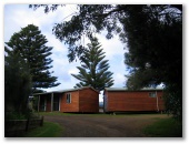 Port Campbell Holiday Park - Port Campbell: Cottage accommodation ideal for families, couples and singles