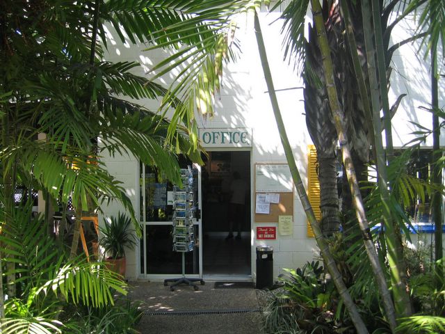 BIG4 Port Douglas Glengarry Holiday Park - Port Douglas: Office and shop