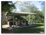 BIG4 Port Douglas Glengarry Holiday Park - Port Douglas: Camp kitchen and BBQ area
