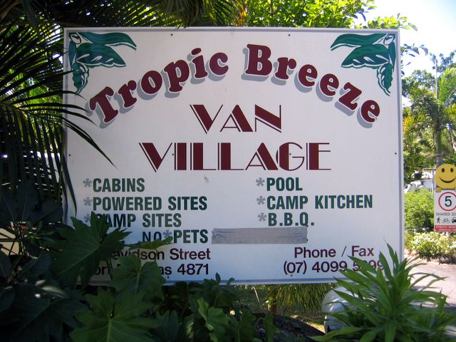 Tropic Breeze Van Village - Port Douglas: Tropic Van Village welcome sign