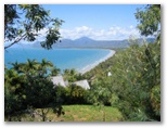 Tropic Breeze Van Village - Port Douglas: View of Port Douglas from lookout