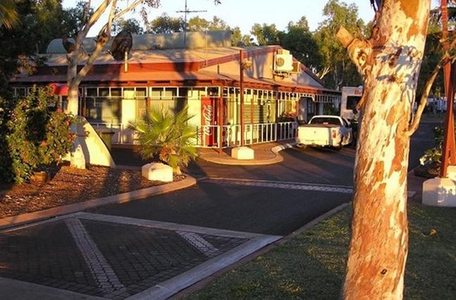 Cooke Point Holiday Park - Port Hedland: Entrance to the Holiday Park showing Reception and office