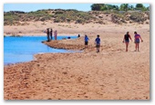 Cooke Point Holiday Park - Port Hedland: Lovely sandy beach