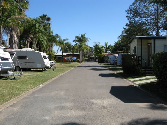 Melaleuca Caravan Park - Port Macquarie: Good paved roads throughout the park