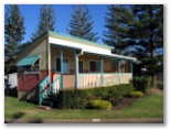 Sundowner Breakwall Tourist Park - Port Macquarie: Cottage accommodation, ideal for families, couples and singles