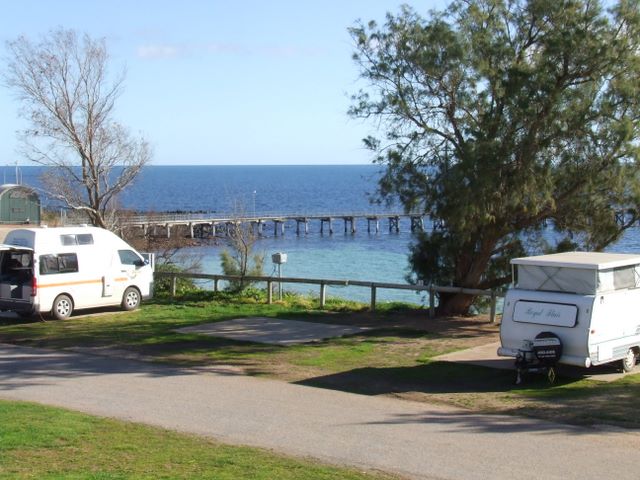 Gulfhaven Caravan Park - Port: Powered sites for caravans with water views.