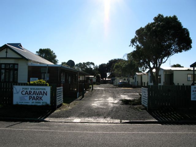 Port Welshpool Caravan Park - Port Welshpool: Entrance to Port Welshpool Caravan Park