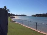 Pottsville South Holiday Park - Pottsville: The river inlet from beach from our site