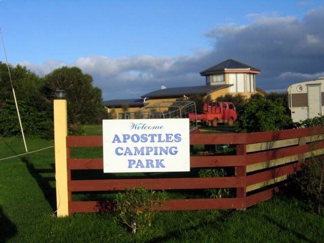 Apostles Camping Park & Cabins - Princetown: Apostles Camping Park welcome sign