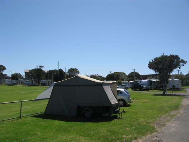 Queenscliff Tourist Parks Queenscliff Reserve - Queenscliff: Area for tents and camping