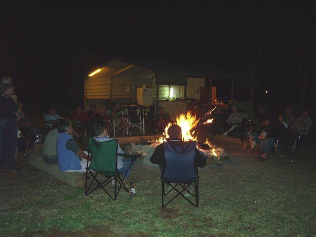 Channel Country Caravan Park - Quilpie: Relaxing around the campfire