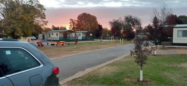 Red Cliffs Caravan Park - Red Cliffs: Ensuite site gives impression of isolation from main campers area