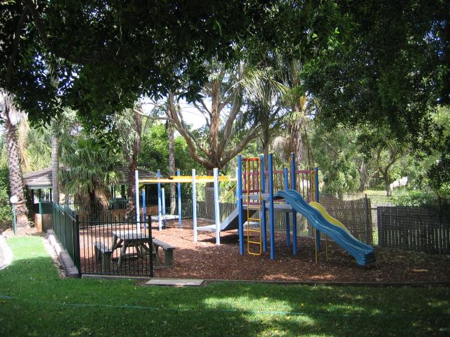 Redhead Beach Holiday Park - Redhead: Playground for children