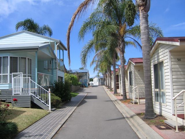 Redhead Beach Holiday Park - Redhead: Good paved roads throughout the park